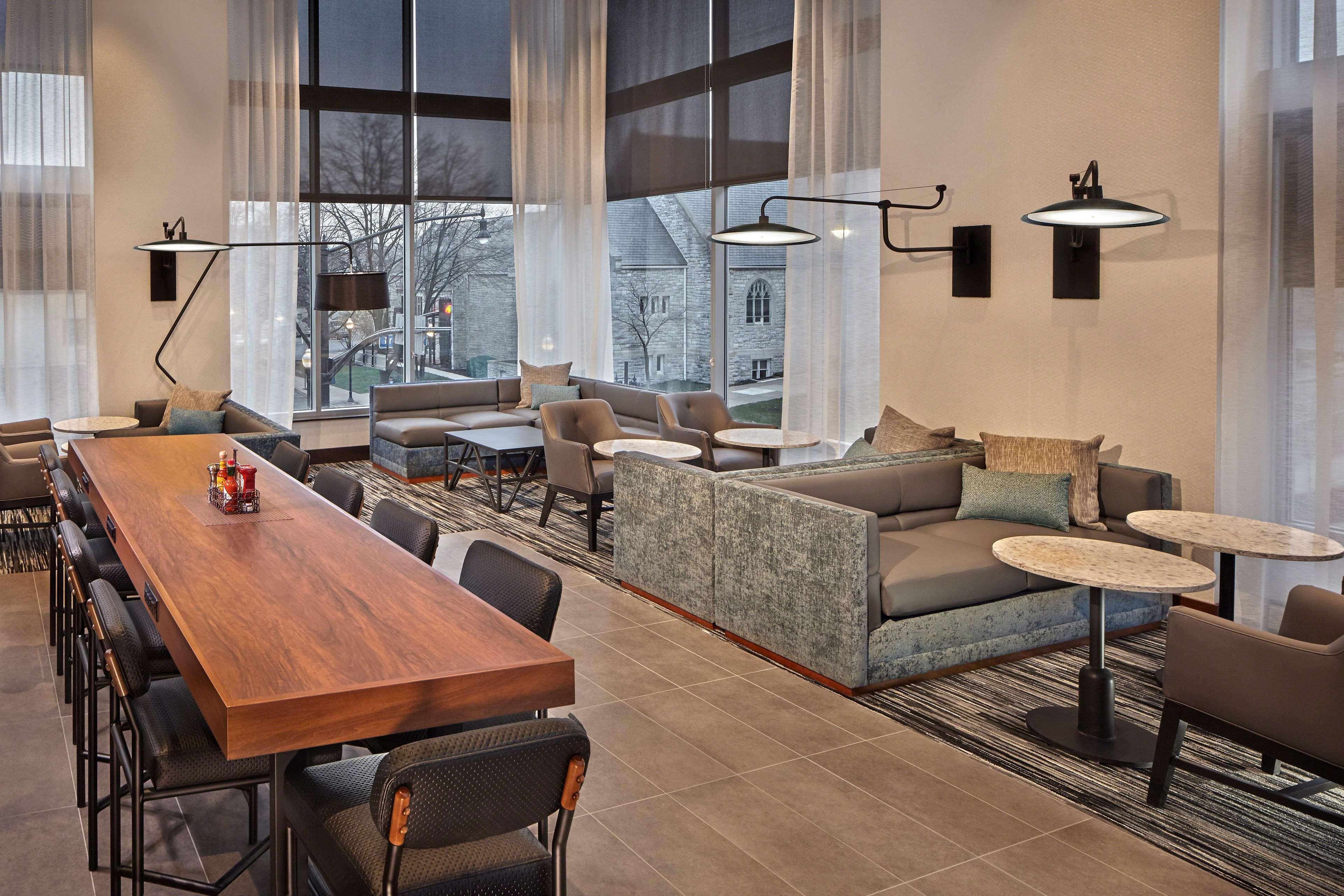 Hyatt Place 3*